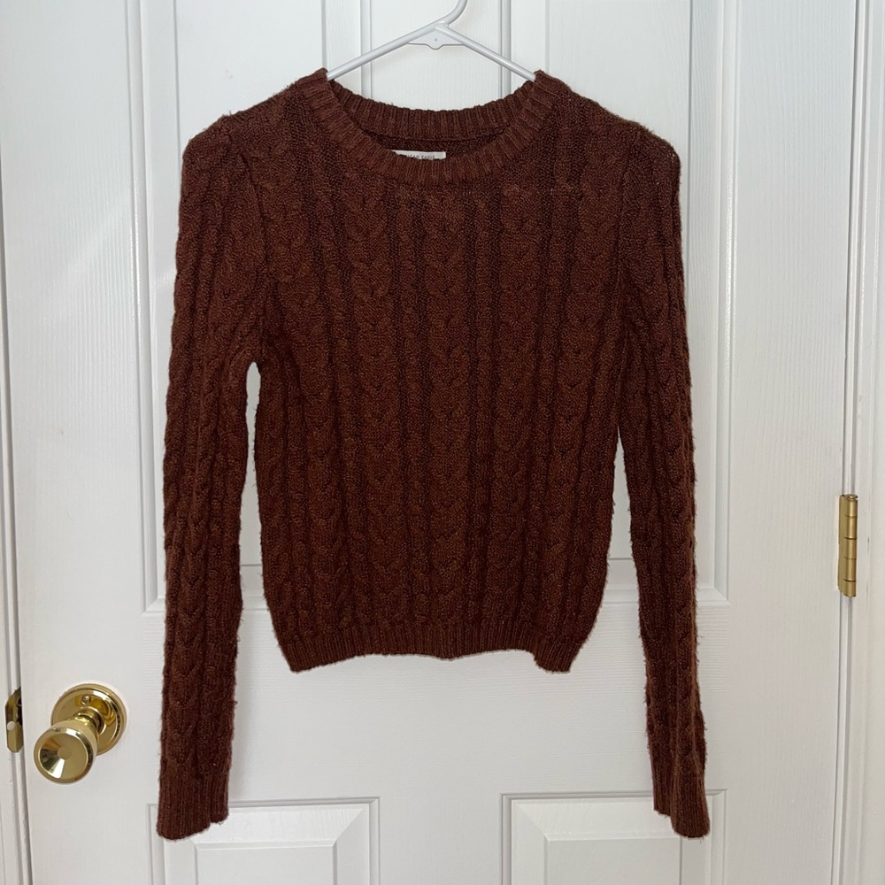 American Eagle XS Brown, Long-Sleeve Crewneck Knit Sweater